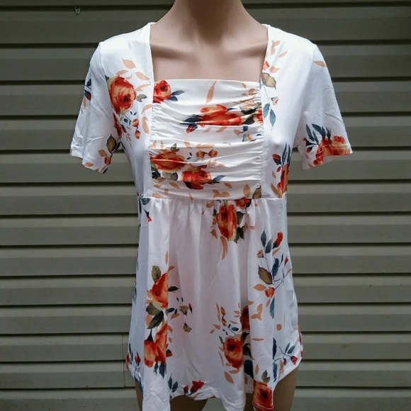 Glorystar Tops - 49. NWT Glory Star Runched Front Top Size Medium, T-10